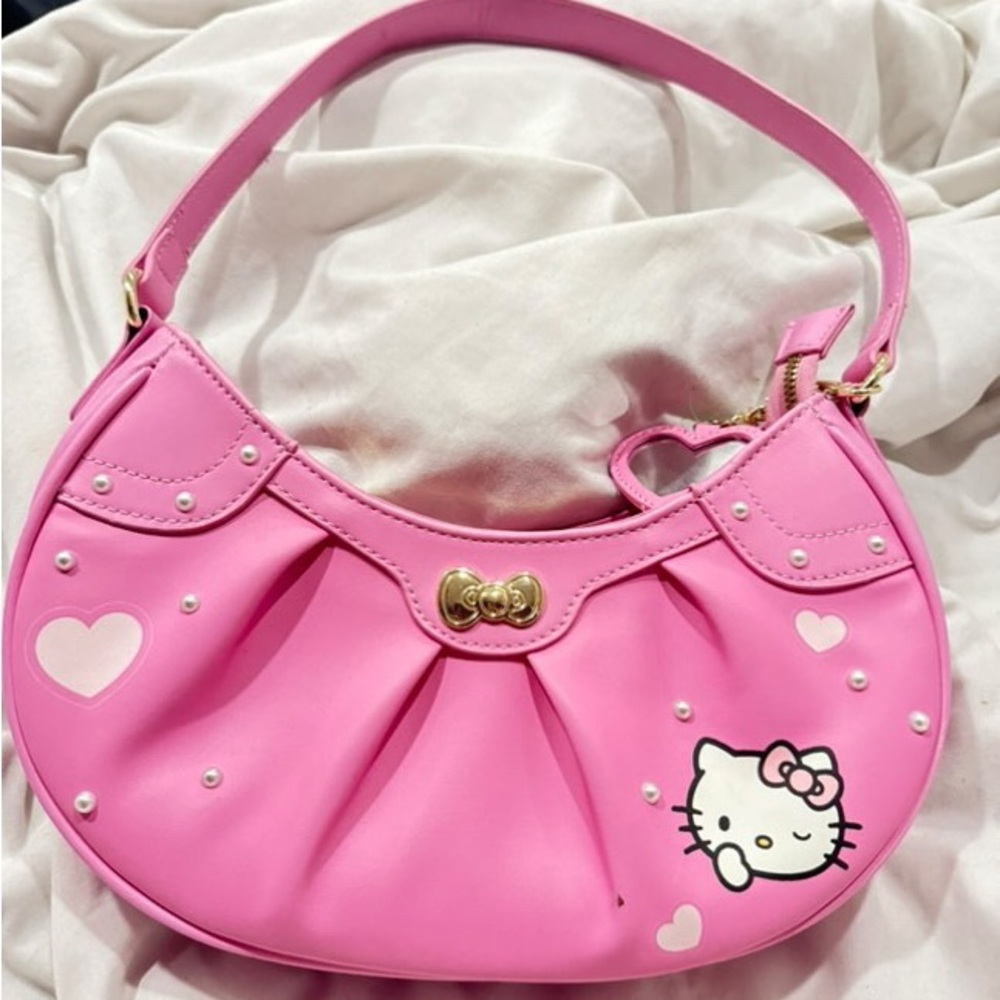 Limited edition Hello Kitty Pink Crescent Shoulder Bag with Gold Clasp